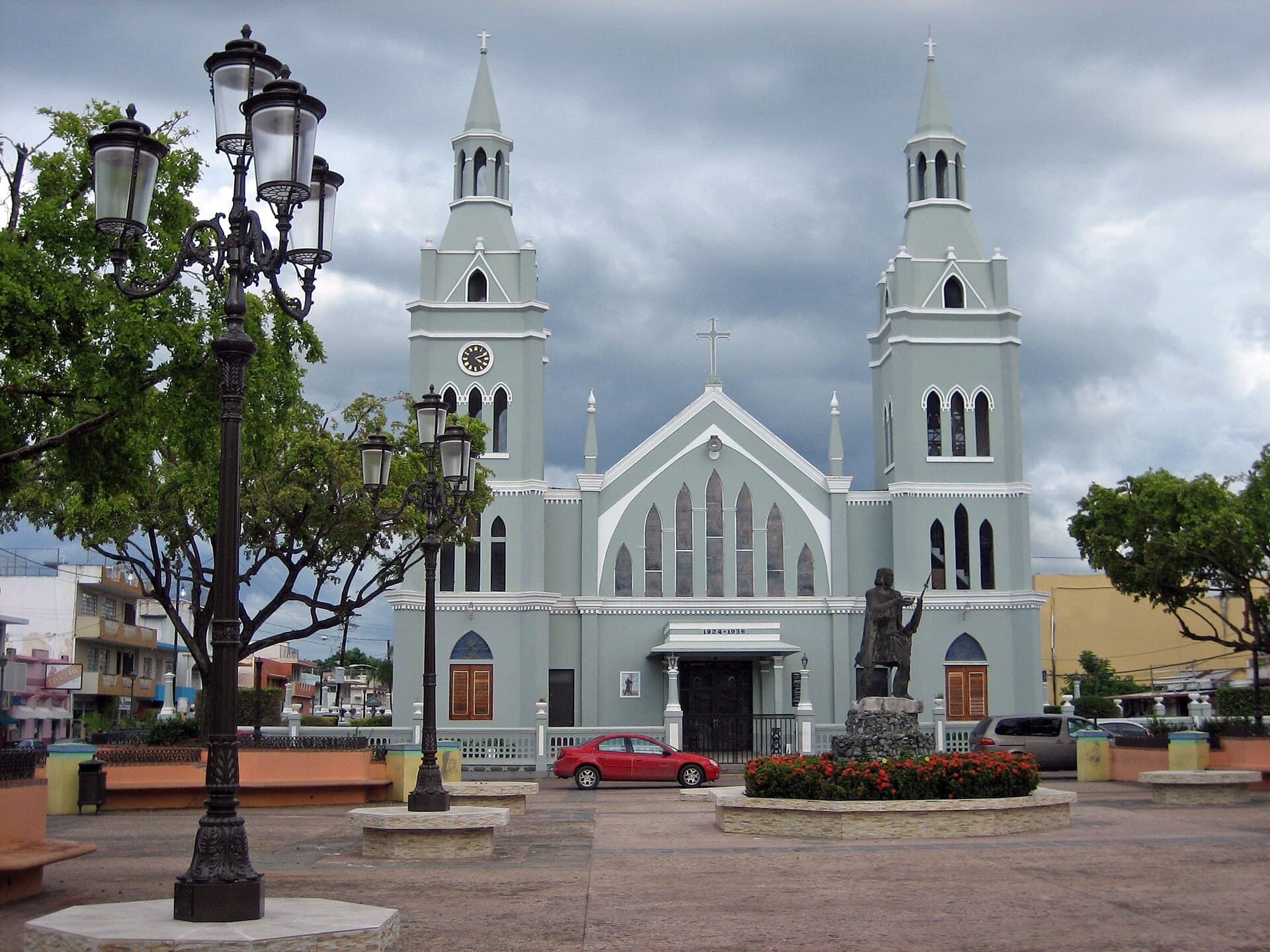Plaza de Aguada e iglesia San Francisco de Asís