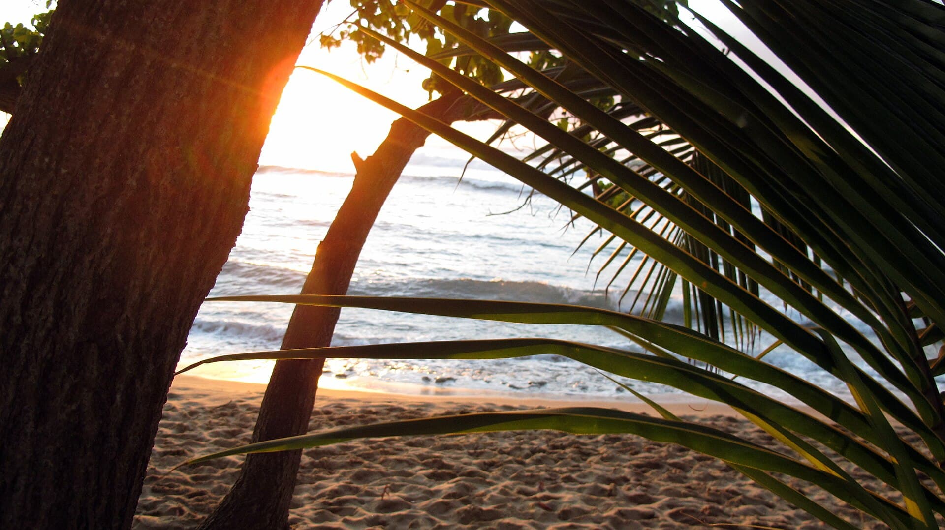 Atardecer en María's Beach, Rincón